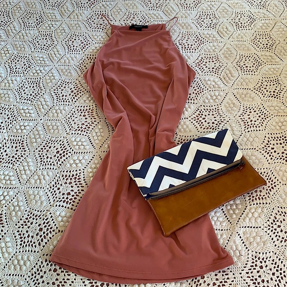 Forever 21 Dresses & Skirts - Blush rose mini dress 🌷